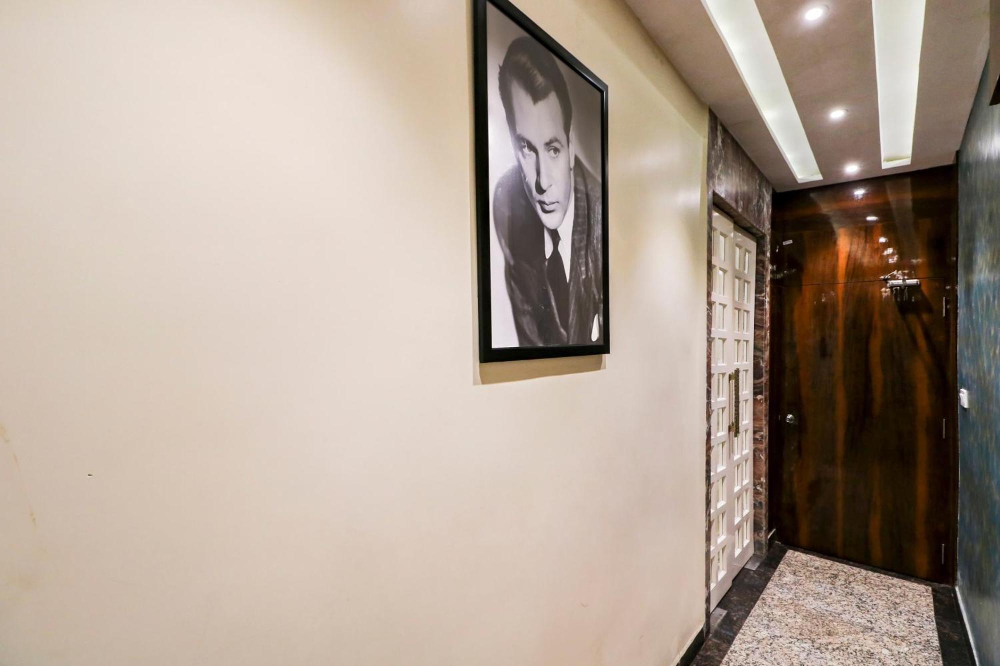 Hotel O Abi Inn Hotel Near Dhakuria Manipal Hospital 콜카타 외부 사진